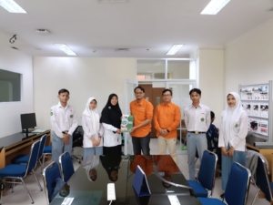 Siswa PKL MAN 2 Bantul di Lab PVTE UAD.